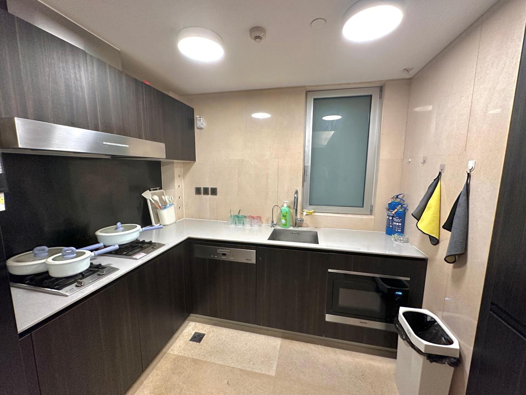 Zhome-Luxury Three-Bedroom Suite-Near The Bund เซี่ยงไฮ้ ภายนอก รูปภาพ