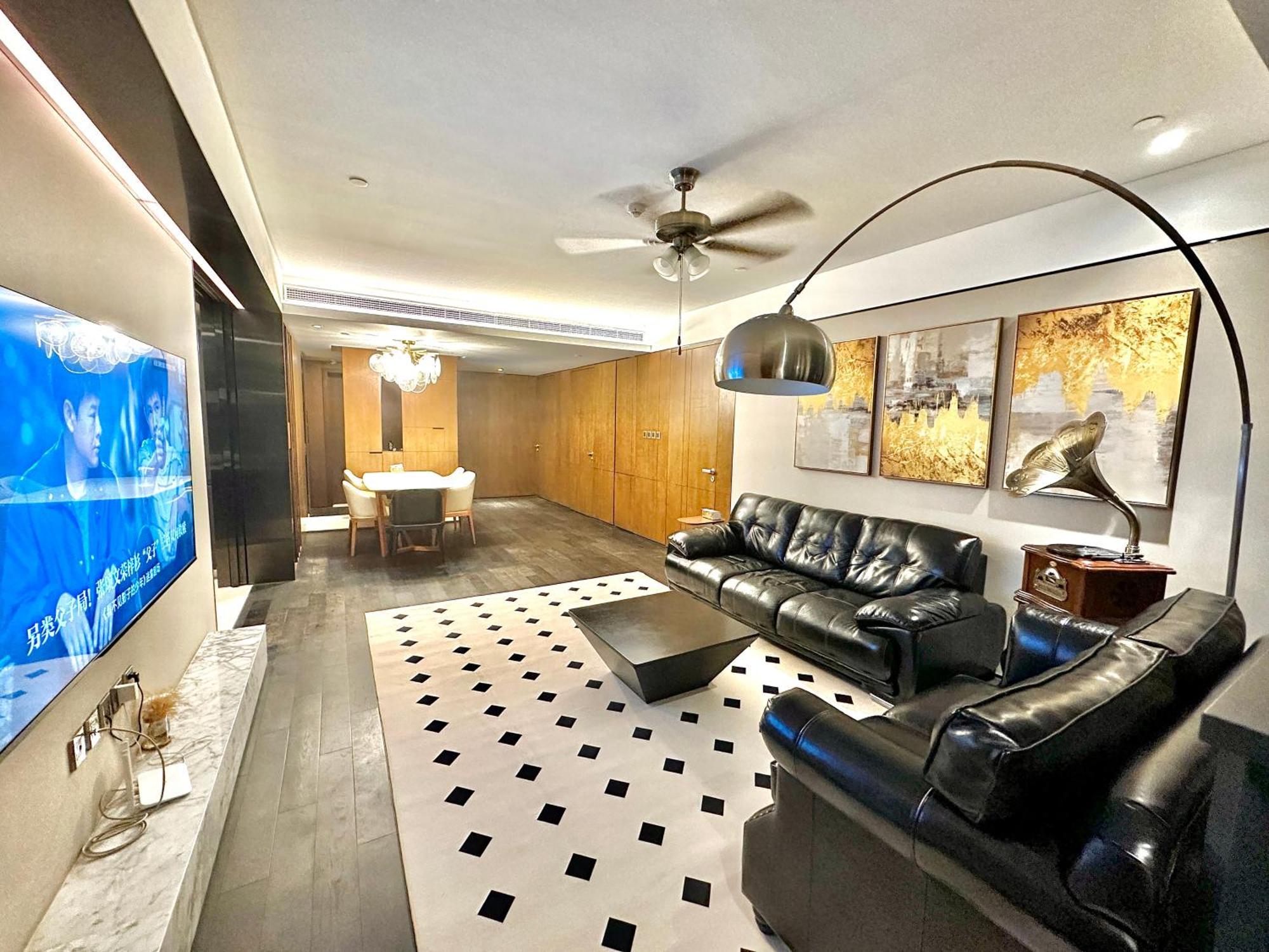 Zhome-Luxury Three-Bedroom Suite-Near The Bund เซี่ยงไฮ้ ภายนอก รูปภาพ